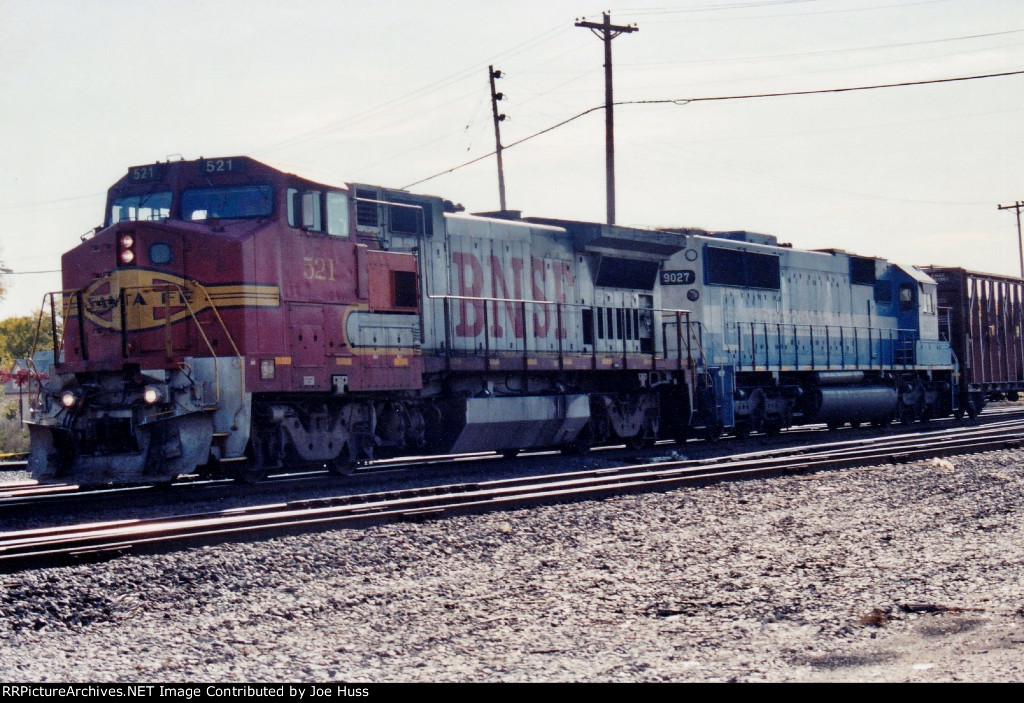 BNSF 521 West